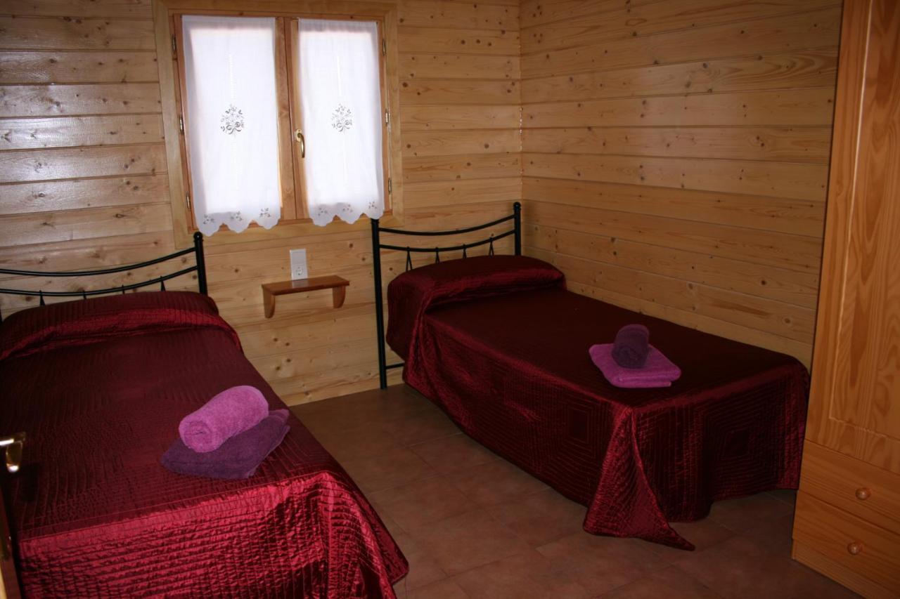 Bungalows Laspaules Luaran gambar